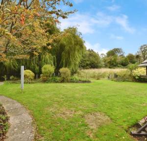 3 Bedroom Bungalow for sale in Constable Way, Salisbury