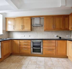 2 Bedroom Apartment / Studio for sale in Longland, Salisbury