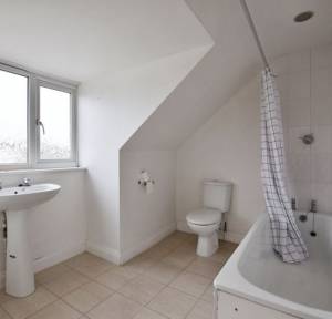 2 Bedroom Apartment / Studio for sale in Longland, Salisbury