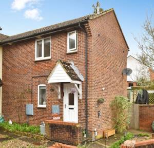2 Bedroom House for sale in Swallowmead, Salisbury
