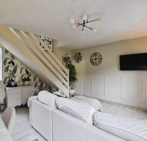 2 Bedroom House for sale in Swallowmead, Salisbury