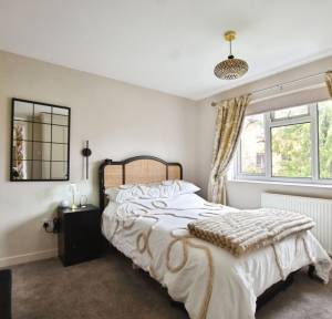 2 Bedroom House for sale in Swallowmead, Salisbury