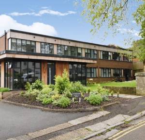 2 Bedroom Flat for sale in 61 Wyndham Road, Salisbury