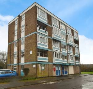 1 Bedroom Flat for sale in Carmelite Way, Salisbury