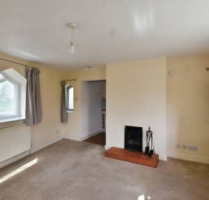 2 Bedroom House for sale in Amesbury Road, Salisbury