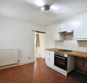 2 Bedroom House for sale in Amesbury Road, Salisbury