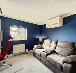 3 Bedroom House for sale in The Close, Salisbury