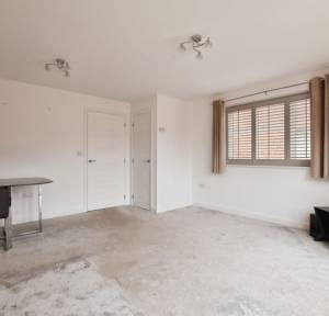 2 Bedroom House for sale in Burden Drive, Salisbury