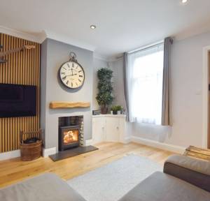 2 Bedroom House for sale in Milford Hill, Salisbury