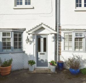 3 Bedroom Flat for sale in Harnham Road, Salisbury