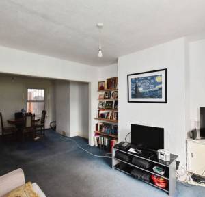 3 Bedroom House for sale in Cherry Orchard Lane, Salisbury