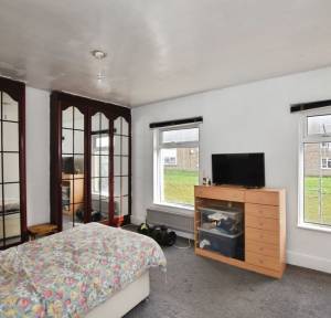 3 Bedroom House for sale in Cherry Orchard Lane, Salisbury