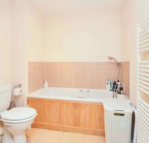2 Bedroom Apartment / Studio for sale in Lanfranc Close, Salisbury