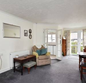 1 Bedroom Retirement for sale in Archers Court, Salisbury