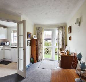 1 Bedroom Retirement for sale in Archers Court, Salisbury