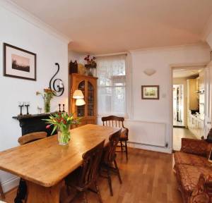 4 Bedroom House for sale in Wyndham Terrace, Salisbury