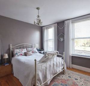 4 Bedroom House for sale in Wyndham Terrace, Salisbury