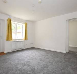 1 Bedroom Flat for sale in Marshmead Close, Salisbury
