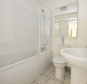 1 Bedroom Flat for sale in Marshmead Close, Salisbury