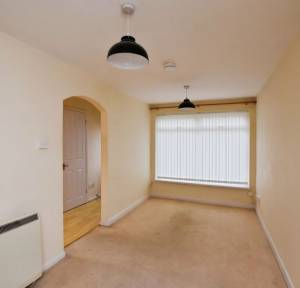 1 Bedroom Flat for sale in Hollows Close, Salisbury