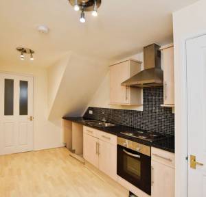 1 Bedroom Flat for sale in Hollows Close, Salisbury