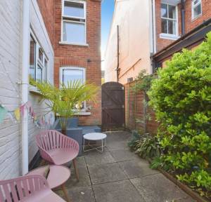 3 Bedroom House for sale in Wain-A-Long Road, Salisbury