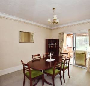 4 Bedroom House for sale in Devizes Road, Salisbury