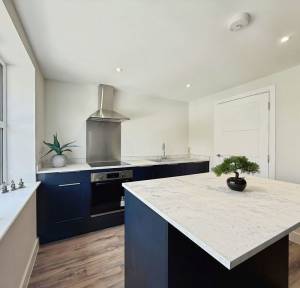 2 Bedroom Flat for sale in Devizes Road, Salisbury
