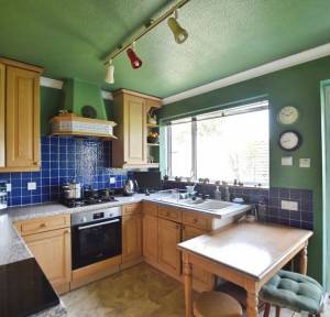 4 Bedroom House for sale in Mallard Close, Salisbury