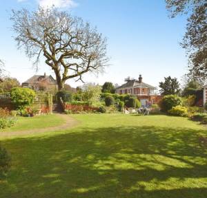 1 Bedroom Flat for sale in Methuen Drive, Salisbury