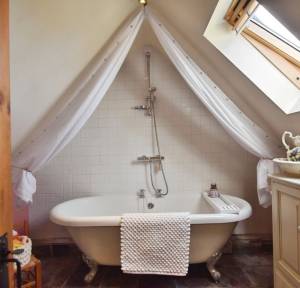 6 Bedroom House for sale in The Ridge, Salisbury