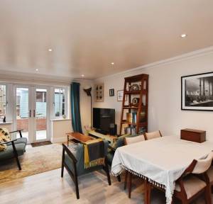 3 Bedroom House for sale in Coldharbour Lane, Salisbury