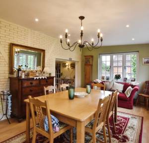 3 Bedroom House for sale in Church Hill, Salisbury