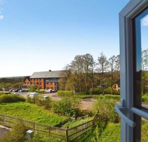 2 Bedroom Flat for sale in Dimmer Drive, Salisbury