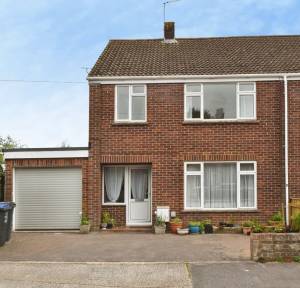 3 Bedroom House for sale in Westminster Road, Salisbury