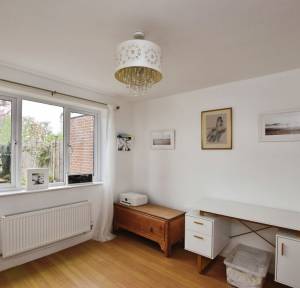 3 Bedroom House for sale in Westminster Road, Salisbury