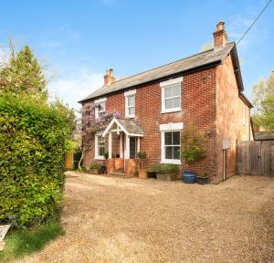 4 Bedroom House for sale in Scatts Lane , Fordingbridge