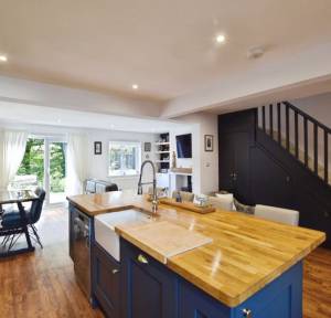 3 Bedroom House for sale in Hulse Road, Salisbury