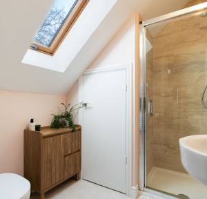 4 Bedroom House for sale in Oakley Road, Salisbury