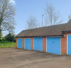 2 Bedroom House for sale in Wyndham Park, Salisbury