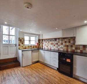 5 Bedroom House for sale in Tollgate Road, Salisbury