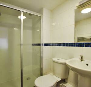 5 Bedroom House for sale in Tollgate Road, Salisbury