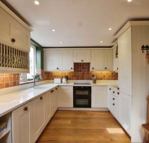 3 Bedroom House for sale in Lower Road, Salisbury