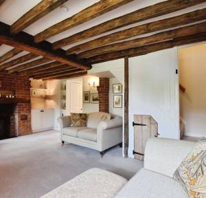 3 Bedroom House for sale in Lower Road, Salisbury