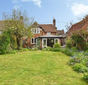 3 Bedroom House for sale in Lower Road, Salisbury