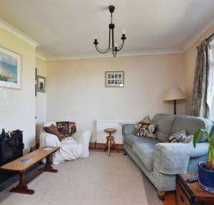 3 Bedroom Bungalow for sale in Stonehenge Road, Salisbury