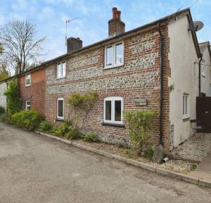 3 Bedroom House for sale in The Alley, Salisbury