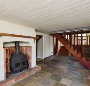 3 Bedroom House for sale in The Alley, Salisbury