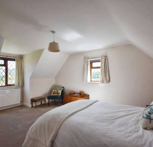 3 Bedroom House for sale in Pear Tree Drive, Salisbury