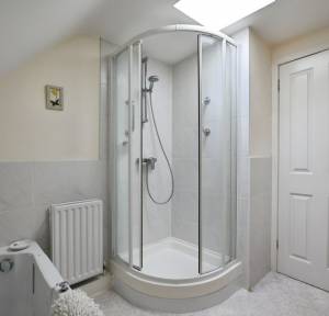 3 Bedroom House for sale in Pear Tree Drive, Salisbury